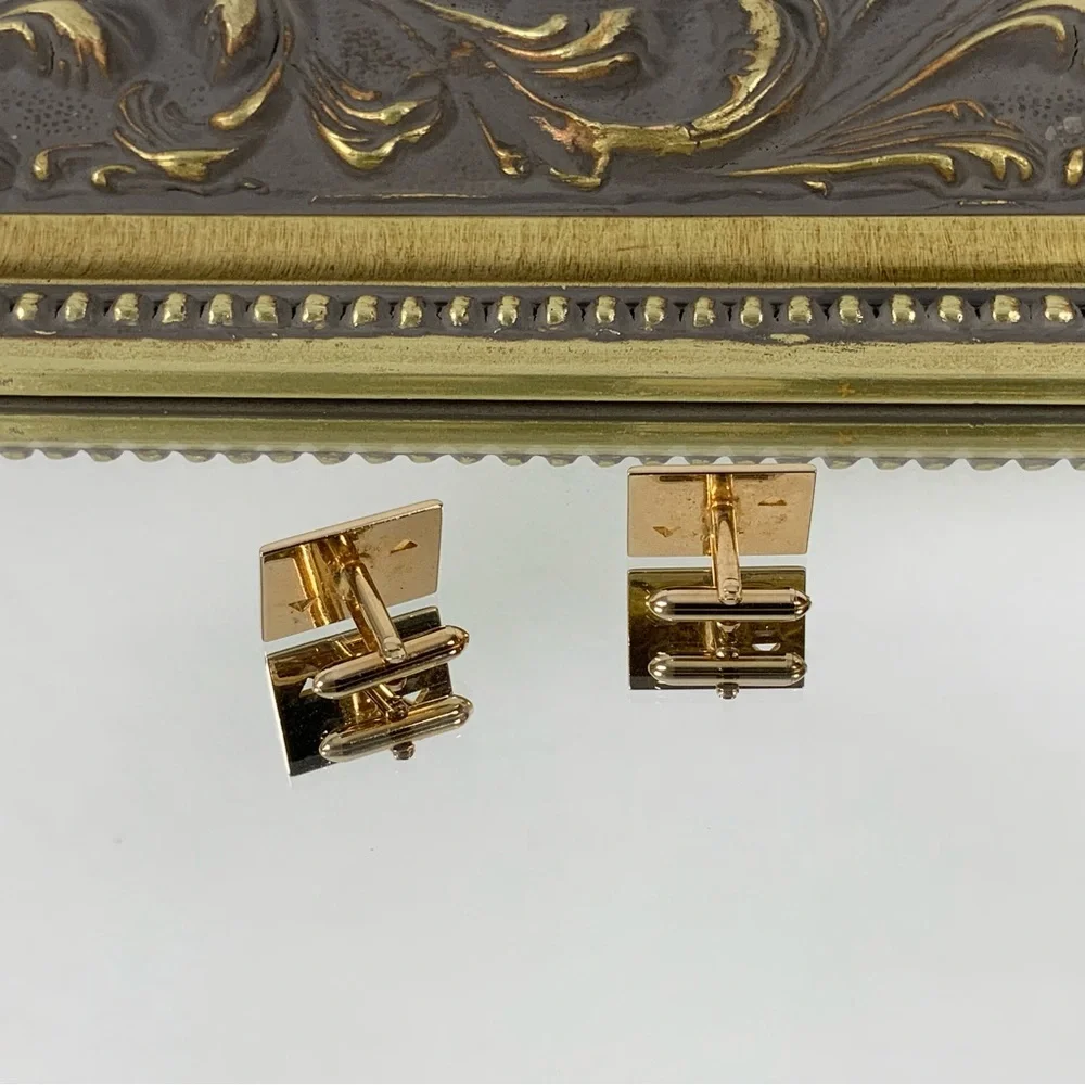 Vintage SWANK Cuff Links - Gold tone Pair Men's